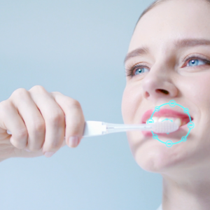 ประสิทธิภาพของการขจัดพลัคของแปรงสีฟันไอโอนิค kiss รุ่นที่ใช้แบตเตอรีลิเธียม